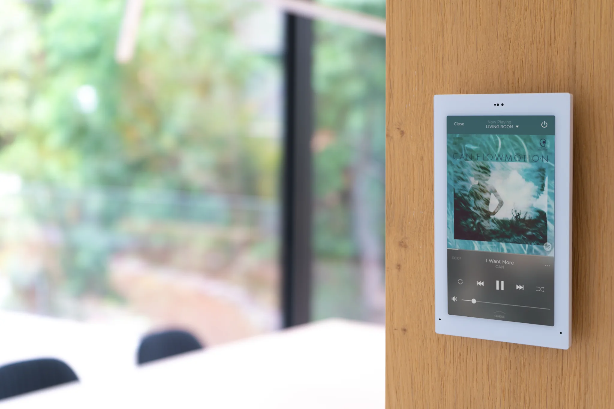 Luxury smart touch panels in Dubai by LuxSmart for lighting, climate, shading and AV control.