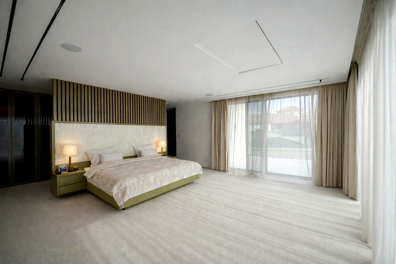 Palm Jumeira Home automation